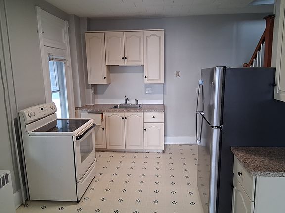 5th image of 244 N Market St #101