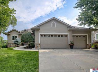 19651 Hickory St, Omaha, NE 68130