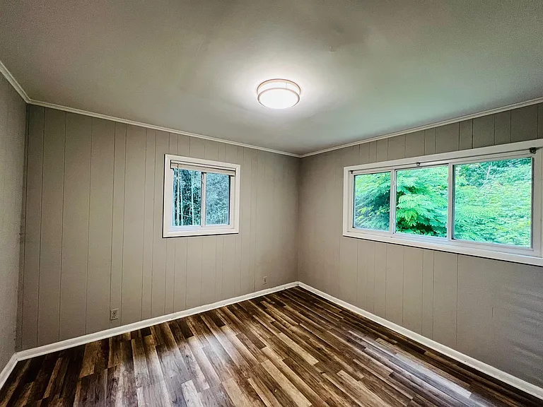 8703 Burdette Rd — Photo 13