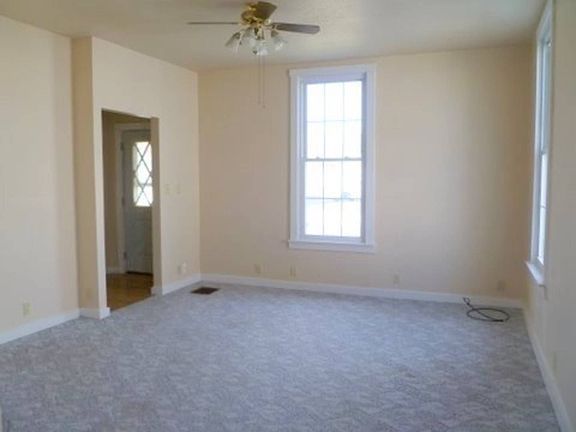 4th image of 223 W 2nd South St