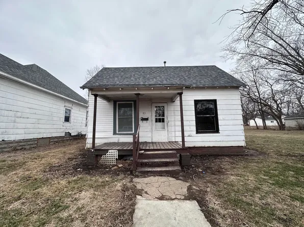 83 Columbus St, Danville, IL 61832