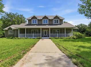 7836 SW 37th St, Topeka, KS 66614