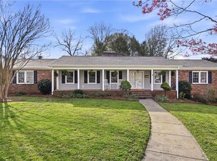 2840 Holyoke Pl, Winston Salem, NC 27106