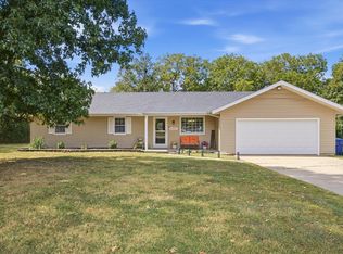 6487 N Marilyn Ave, Springfield, MO 65803