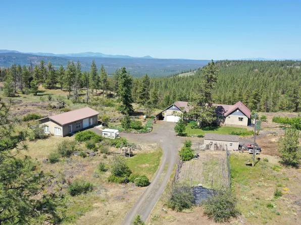 51957 Whispering Pines Loop E, Reardan, WA 99029