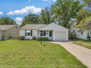 645 N Edgemoor Dr, Wichita, KS 67208
