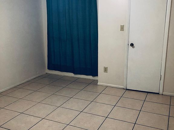 4th image of 8742 Mallard Reserve Dr Unit 102