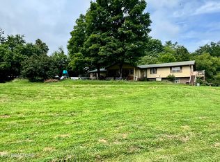 1717 W Raccoon Valley Dr, Heiskell, TN 37754
