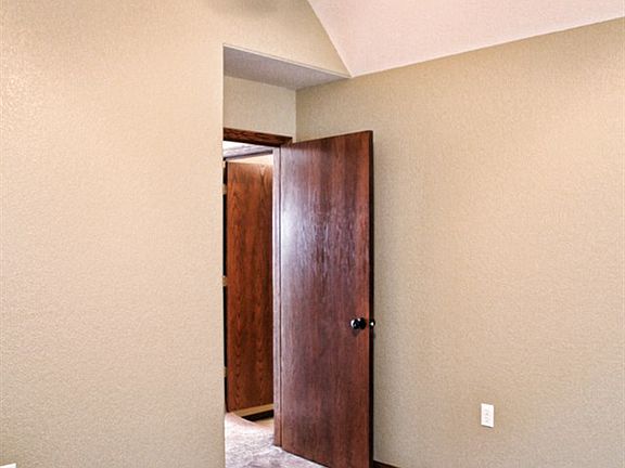 5th image of 408 N C St