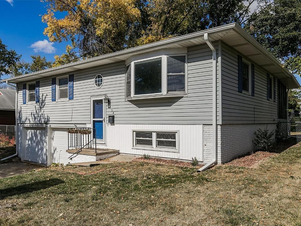 734 36th St NE, Cedar Rapids, IA 52402 Zillow