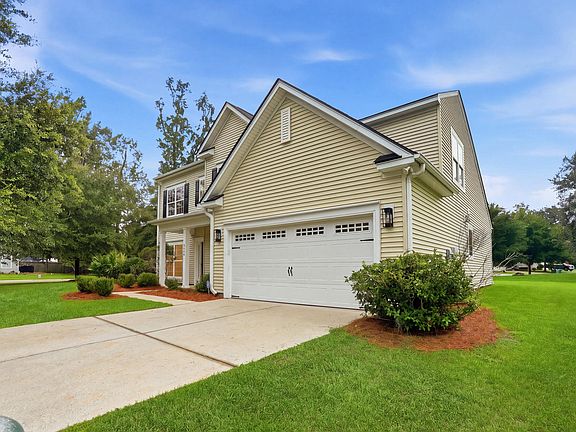 2nd image of 8446 Middle River Way