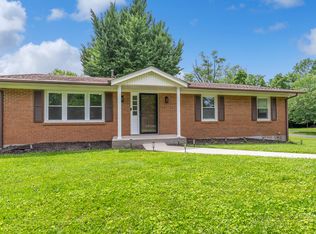 151 Bayberry Rd, Versailles, KY 40383