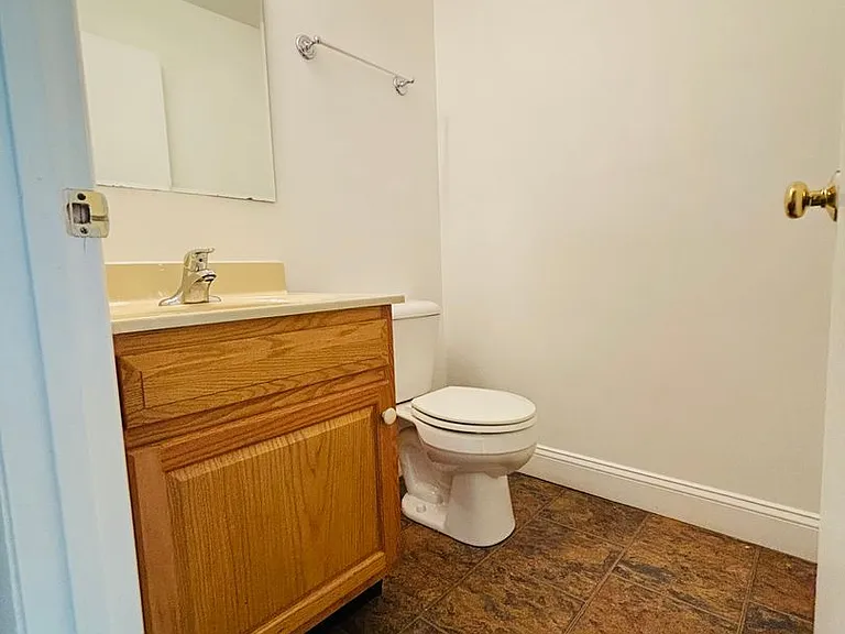 322 Shenandoah Cir — Photo 14