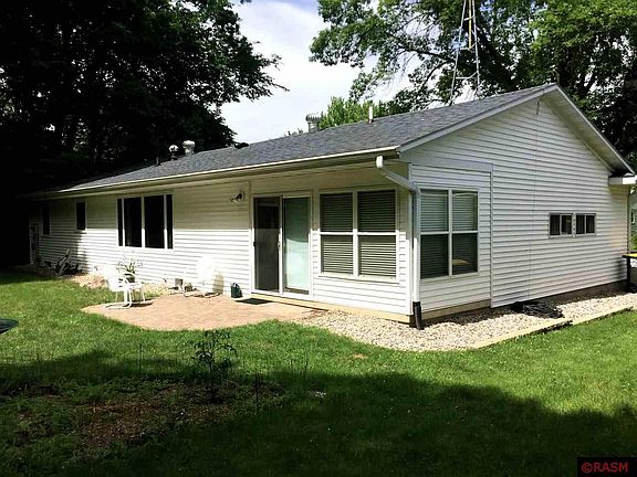 3rd image of 828 Lower Johnson Cir