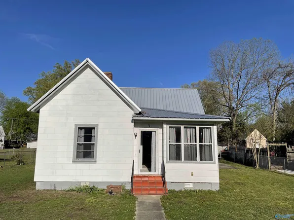 3 Cabot Ave, Gadsden, AL 35904