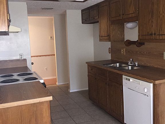 4th image of 1332 Baxley Ln #1