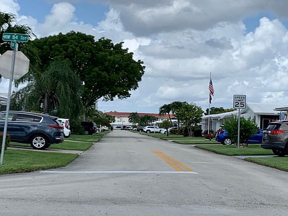 4th image of 8502 NW 59th St