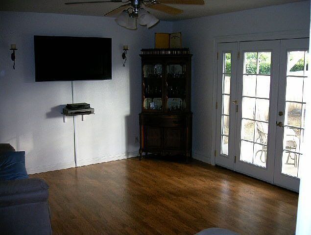 2nd image of 1161 Jennifer Ct
