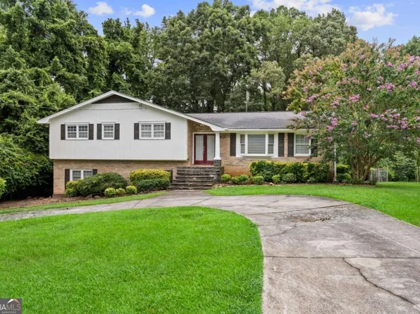 2072 McDuffie Rd, Austell, GA 30106