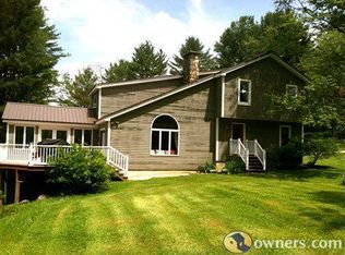 44 Pearl Lake Rd, Sugar Hill, NH 03586