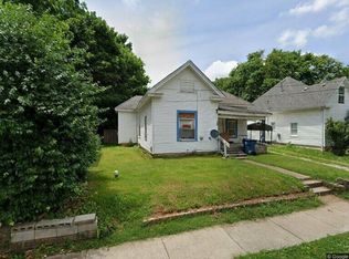 851 S Weaver Ave, Springfield, MO 65806