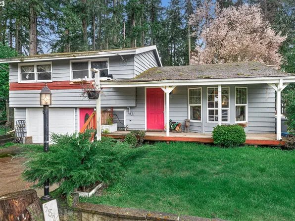 5822 SW Rockwood Ct, Lake Oswego, OR 97035