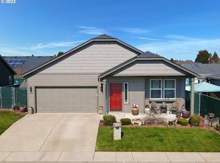 5237 Elk Ridge Dr, Eugene, OR 97402