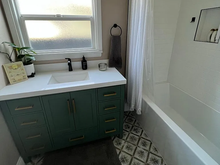 11822 Marshall St — Photo 6