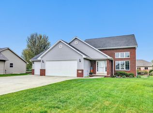 2965 Yellow Jasmine Way, Suamico, WI 54313