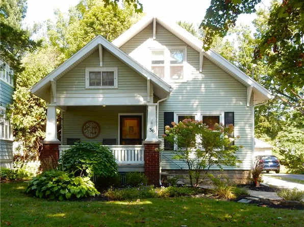 36 Lincoln Ave, Pittsford, NY 14534