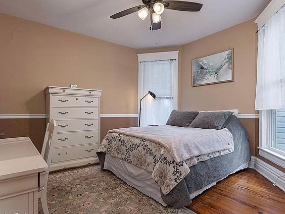 5th image of 1902 Bonnycastle Ave #1902