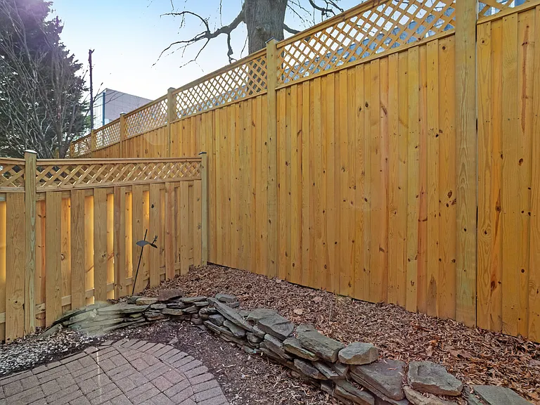 141 Martin Ln — Photo 52