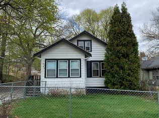 2323 Green St, Rockford, IL 61102