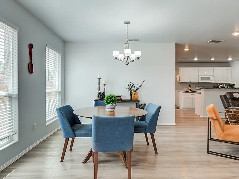 5501 Jarvis St #A — Photo 19