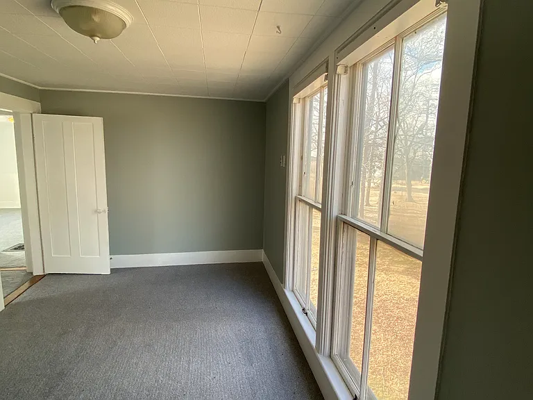 upstairs bedroom 3