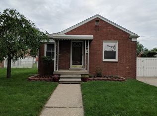1049 21st St, Wyandotte, MI 48192