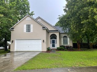 102 Adthan Cir, Goose Creek, SC 29445