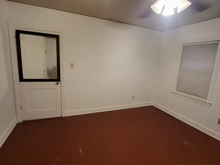 728 Goodman St — Photo 14
