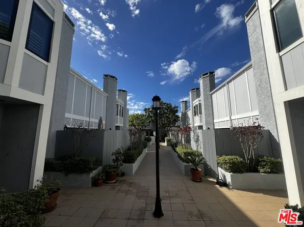 1044 20th St #11, Santa Monica, CA 90403