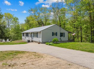 273 Bauneg Beg Rd, Sanford, ME 04073