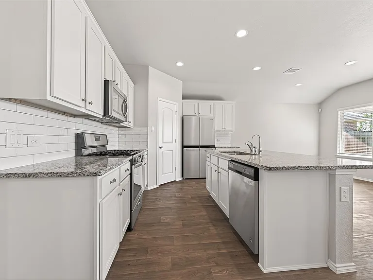 4763 Avellino Base Dr — Photo 6