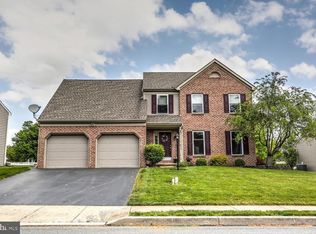 24 Duffield Dr, Lititz, PA 17543