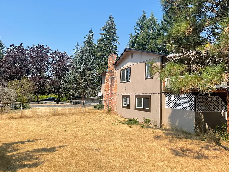 11911 Clover Creek Dr SW — Photo 13