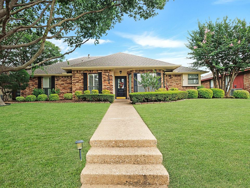 1st image of 1524 Estrella Dr