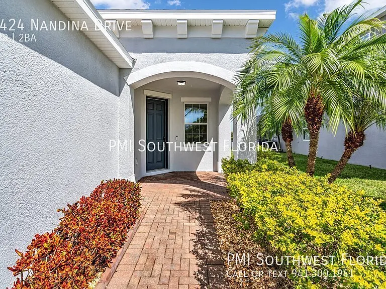 8424 Nandina Dr — Photo 4