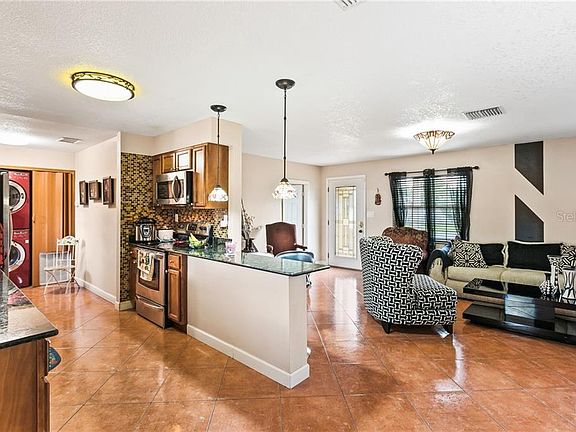2nd image of 1311 Gelwood Ave