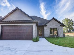 3914 Pines Rd, Paducah, KY 42001