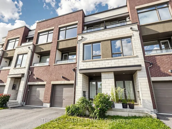 3114 Ernest Appelbe Blvd, Oakville, ON L6H 0M8