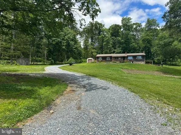115 Fieldstone Rd, Honey Brook, PA 19344