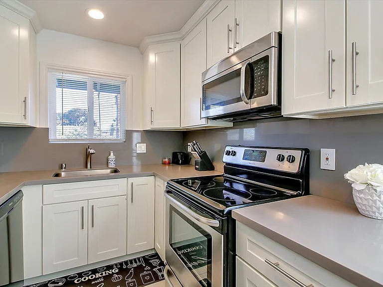 2351 William Dr #3 — Photo 6